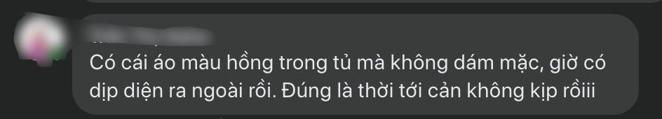 Starbucks nâng size miễn phí cho khách diện áo hồng – vàng, “đúng là thời tới cản không kịp