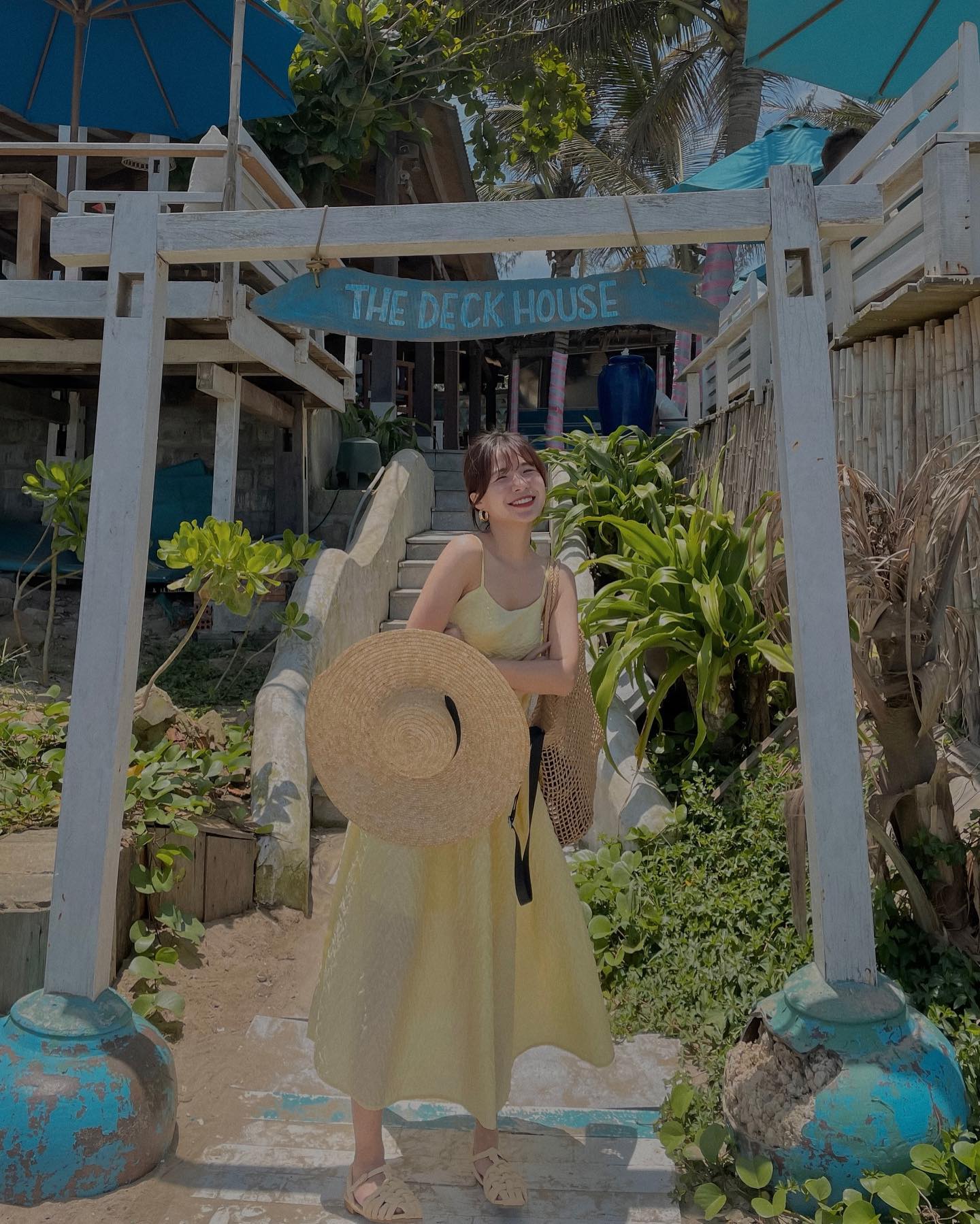 5 nhà hàng view biển ở Hội An, đổi gió một mình hay cùng gia đình đều chill hết nấc - Ảnh 1