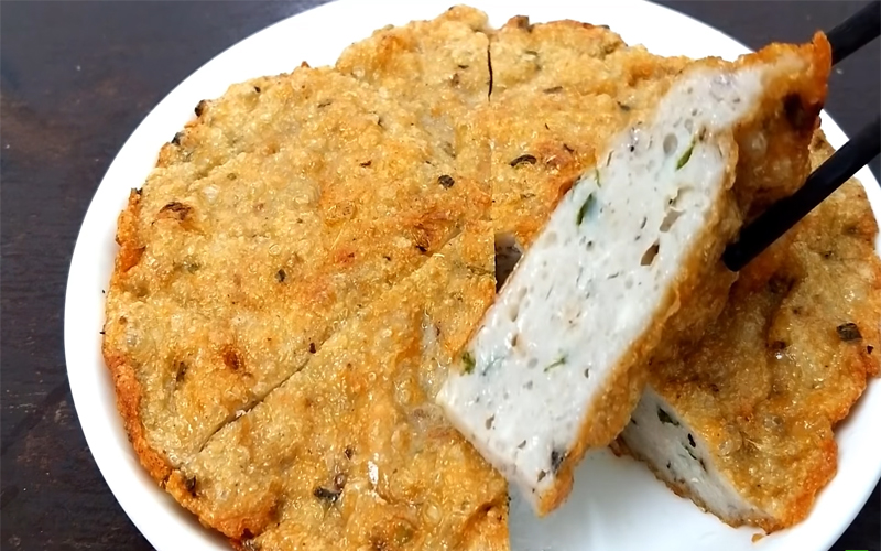 Cách làm chả cá xào ớt chuông đơn giản, đậm đà, bắt mắt mà không tốn thời gian - Ảnh 2