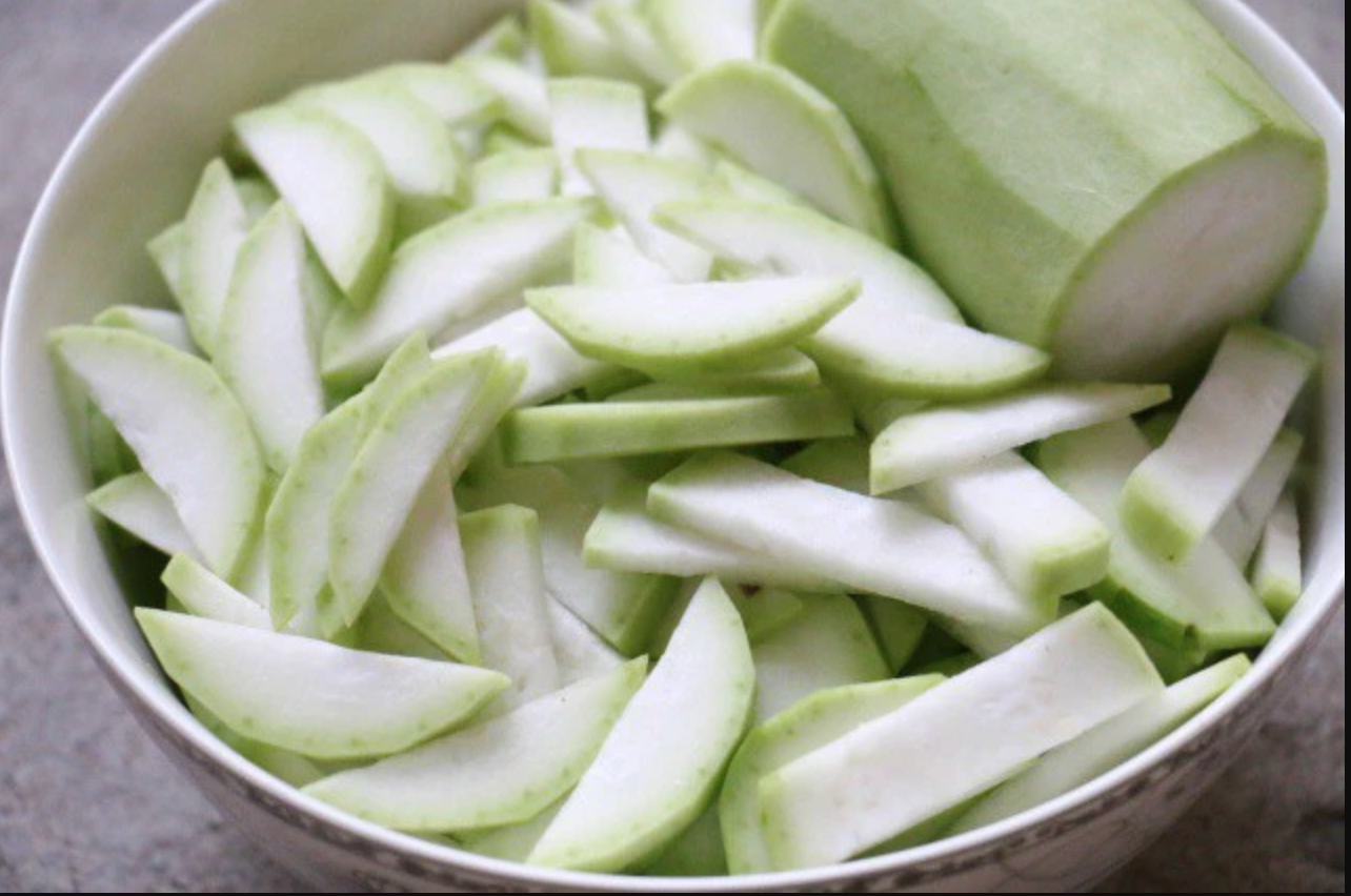 Cách làm bầu xào tôm khô, chỉ 15 phút là có món ngon chiêu đãi cả nhà - Ảnh 2