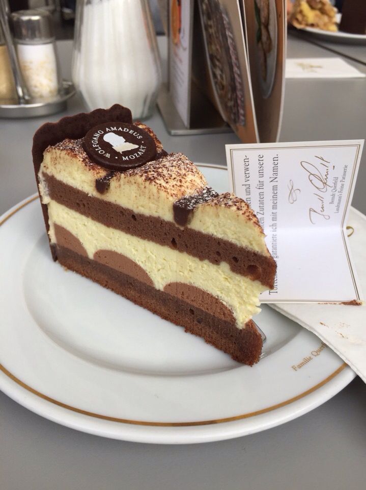 7 món bánh ngọt nổi tiếng của thủ đô Vienna, số 2 thường khiến mọi người nhầm tưởng là đặc sản Pháp - Ảnh 1