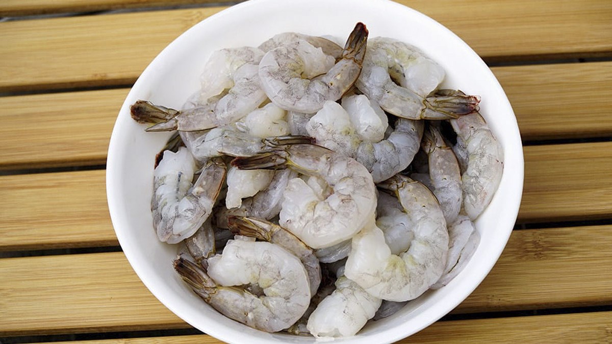 Cách làm canh bí ngòi nhồi tôm thịt, chỉ 15 phút là có bát canh thanh mát, bổ dưỡng ăn kèm cơm trắng - Ảnh 1