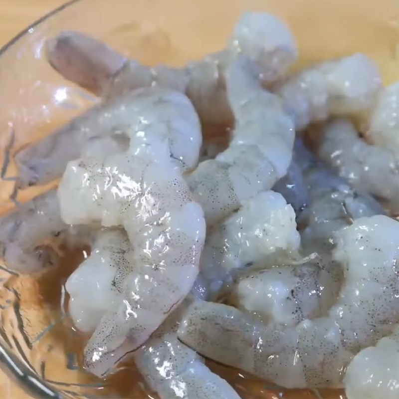 Cách làm canh hoa thiên lý nấu tôm, chỉ 15 phút là có món canh ngọt thanh, bổ dưỡng - Ảnh 1
