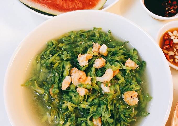 Cách làm canh hoa thiên lý nấu tôm, chỉ 15 phút là có món canh ngọt thanh, bổ dưỡng - Ảnh 1