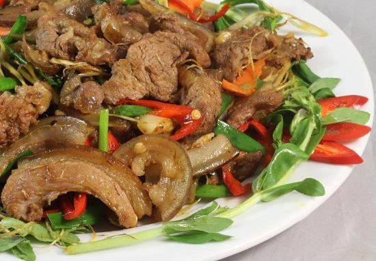 4 món đặc sản được nhiều người yêu thích khi đến Tuyên Quang, ăn một lần là nhớ mãi - Ảnh 1