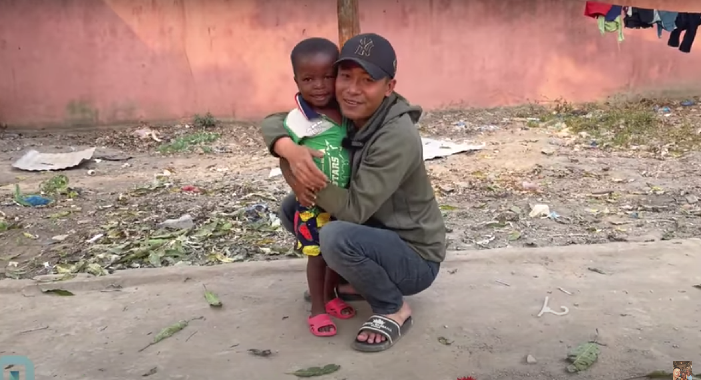 Quang Linh Vlogs làm Lôi Con hoang mang trước lời mời về Việt Nam chơi của ông chú