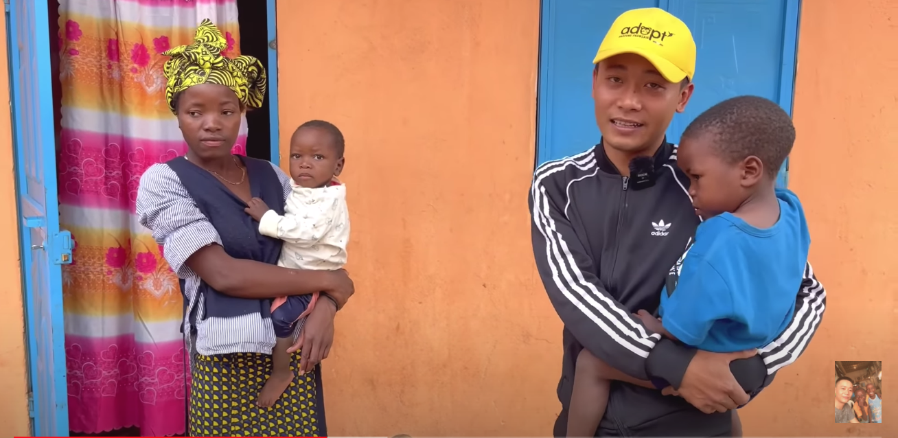 Quang Linh Vlogs tiết lộ lý do không thể đưa cả team Châu Phi về Việt Nam chơi - Ảnh 1