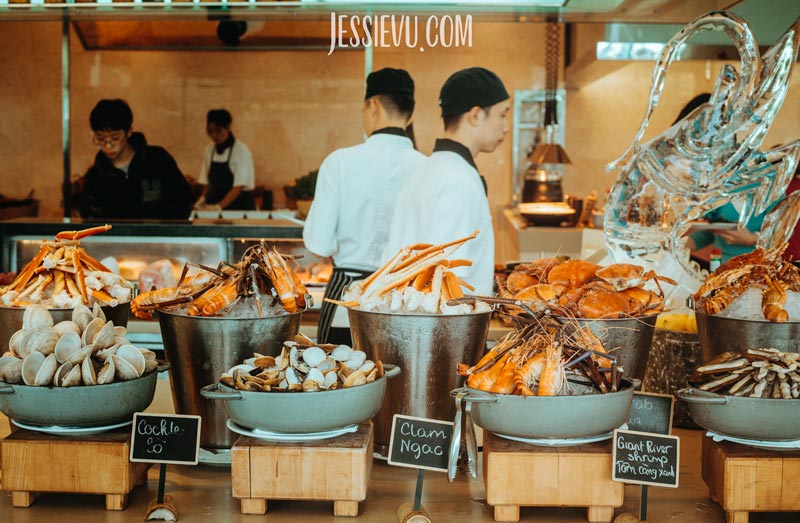 10 sai lầm khi ăn buffet mà bạn nên biết để có thể ăn ngon, ăn nhiều và ăn hiệu quả - Ảnh 1