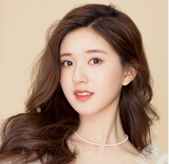 Lộ diện nhan sắc năm 17 tuổi, Triệu Lộ Tư được netizen khen hết lời - Ảnh 5