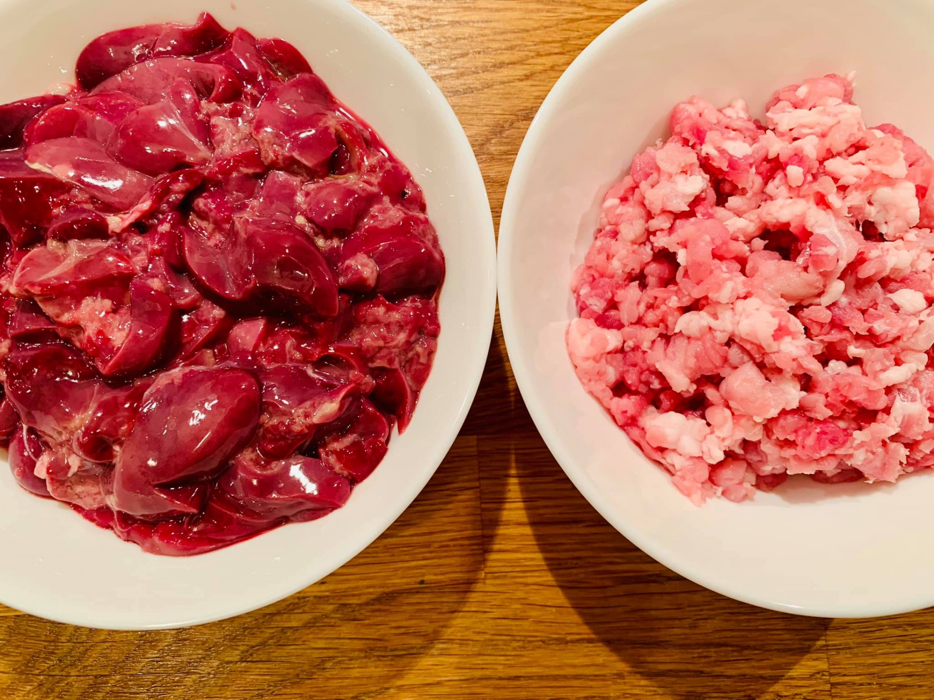 Cách làm pate gan gà đơn giản, ăn bánh mì hay xôi trắng đều hợp số 1 - Ảnh 3