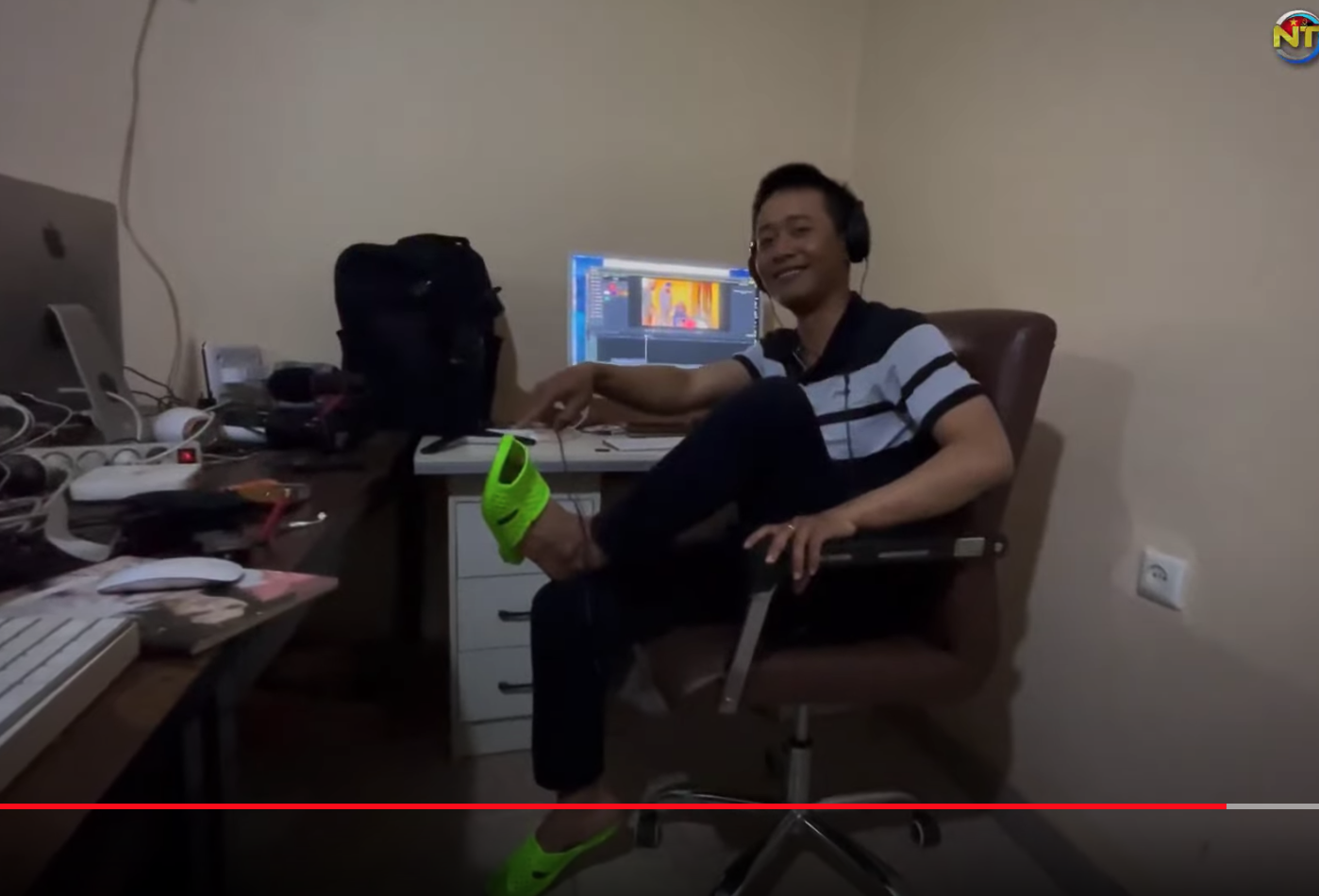 Quang Linh Vlogs bị “bắt quả tang”khi đang nâng niu “kỷ vật” Nọng Tiên để lại - Ảnh 6