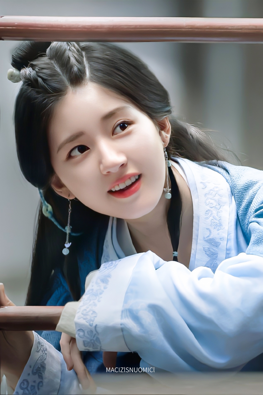 Triệu Lộ Tư khiến người hâm mộ “chán ngán” khi tiếp tục xây dựng hình tượng ngây thơ - Ảnh 3