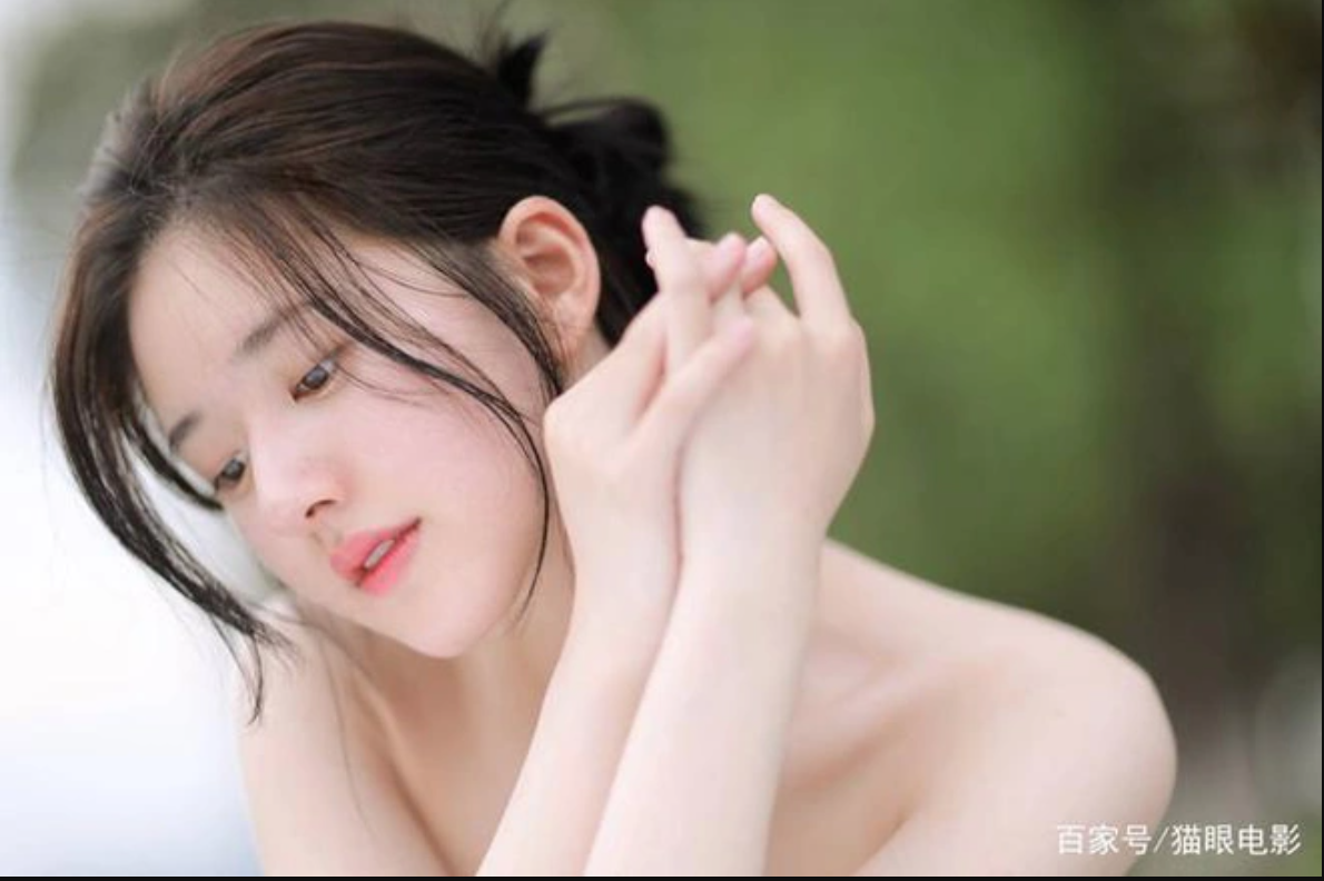 Triệu Lộ Tư khiến người hâm mộ “chán ngán” khi tiếp tục xây dựng hình tượng ngây thơ - Ảnh 4