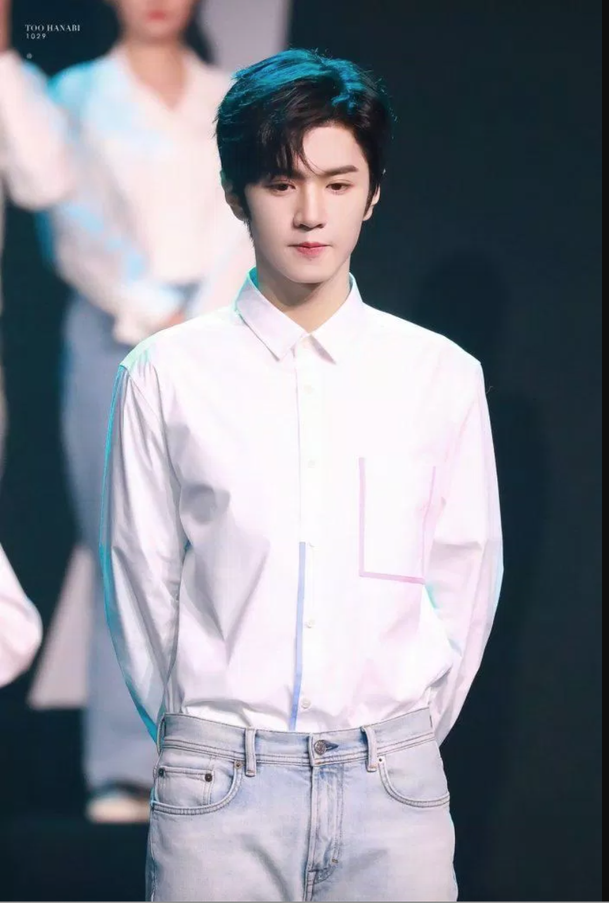 Triệu Lộ Tư khiến người hâm mộ “chán ngán” khi tiếp tục xây dựng hình tượng ngây thơ - Ảnh 1