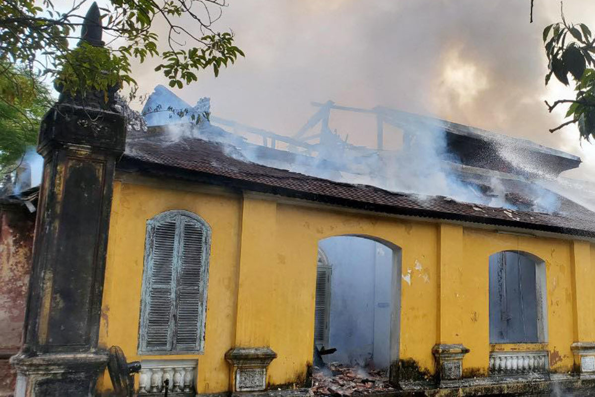 Cháy lớn ở khu di tích Quốc Tử Giám triều Nguyễn tại Thừa Thiên Huế