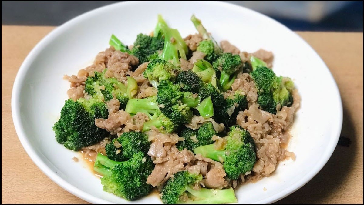 Cách làm thịt bò xào súp lơ, món xào đưa cơm được lòng cả nhà trong ngày bận rộn - Ảnh 1