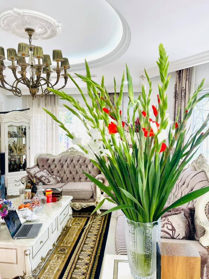 Đảm như vợ Shark Bình, nấu ăn ngon mà trang trí nhà cũng đẹp chẳng kém - Ảnh 10