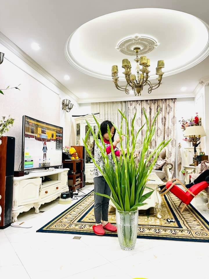 Đảm như vợ Shark Bình, nấu ăn ngon mà trang trí nhà cũng đẹp chẳng kém - Ảnh 12