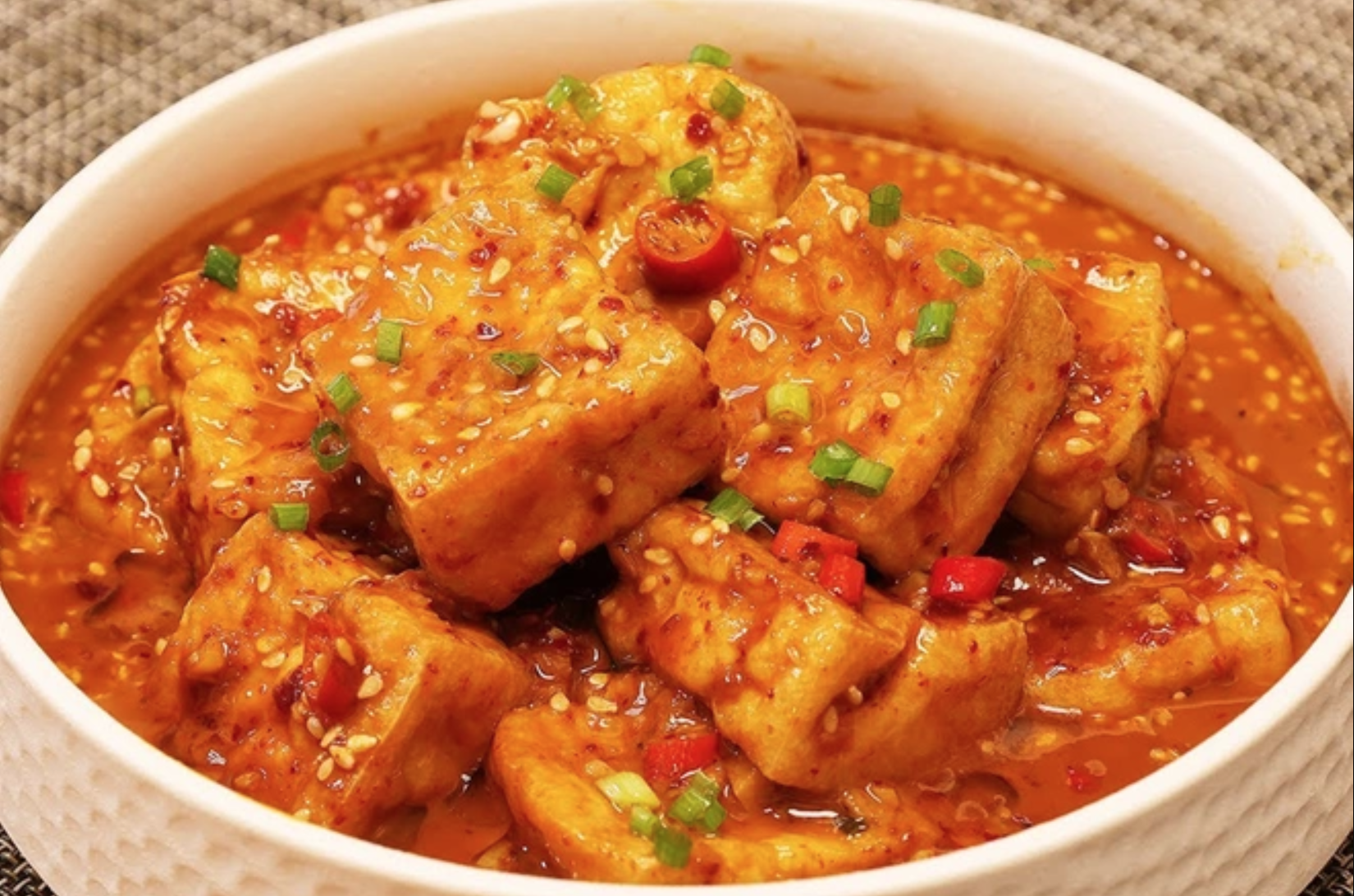 Cách làm đậu phụ chiên sốt bơ mè thơm cay, ăn chay hay ăn mặn đều bắt cơm số 1 - Ảnh 3