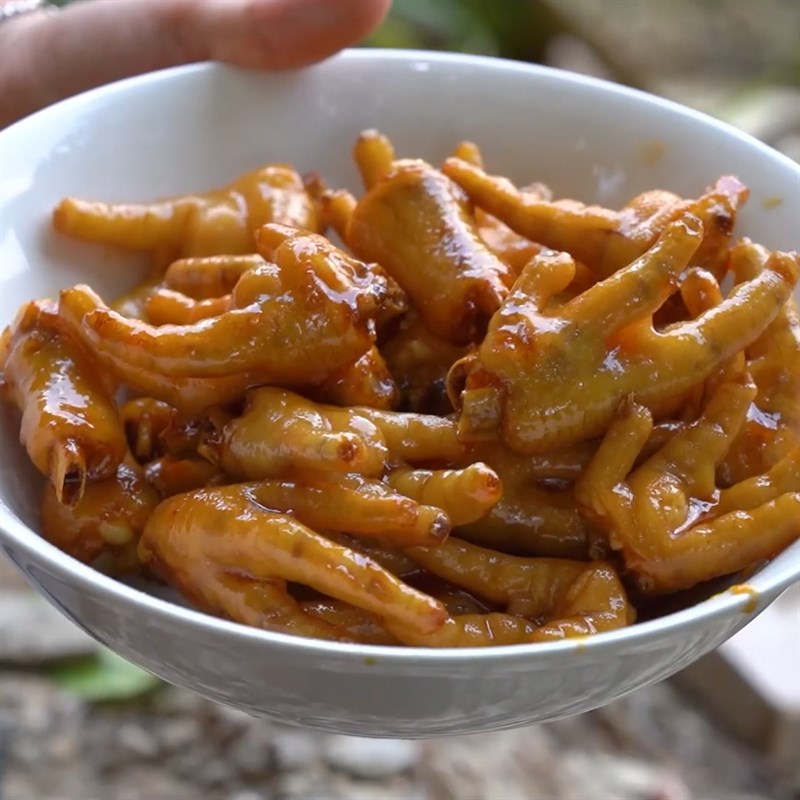 Cách làm chân gà kho cay, mềm thơm, đậm đà, đem nhậu hay ăn kèm cơm nóng đều hợp - Ảnh 4