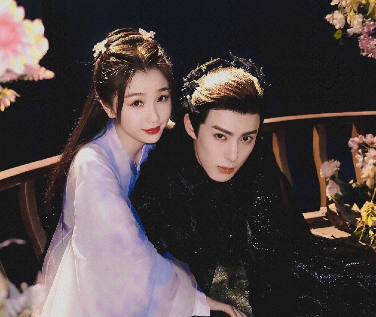 Dương Tử bị bỏ xa trong “cuộc đua” hút fan dù có siêu phẩm Trầm vụn hương phai - Ảnh 3