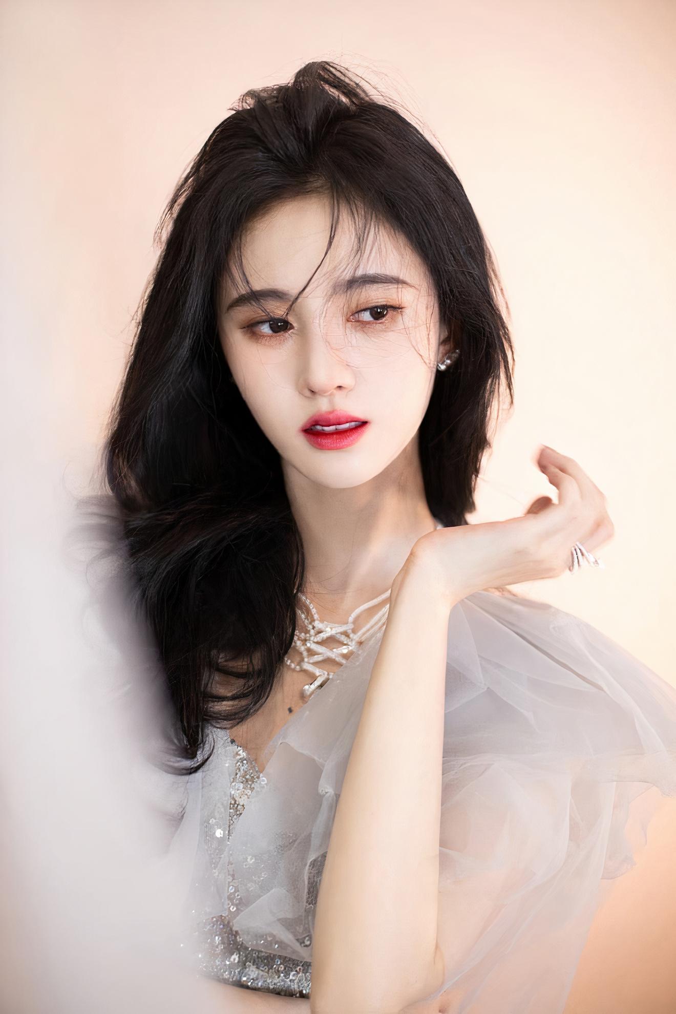 Lộ ảnh thời chưa nổi tiếng của Cúc Tịnh Y, ngây thơ, thuần khiết tựa “nữ thần học đường” - Ảnh 2