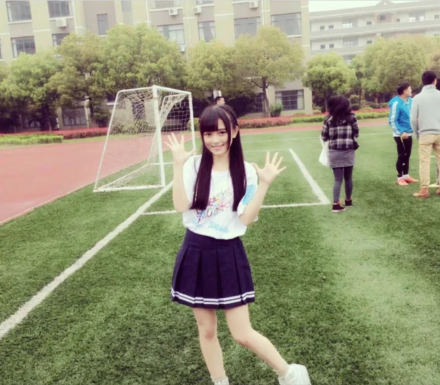 Lộ ảnh thời chưa nổi tiếng của Cúc Tịnh Y, ngây thơ, thuần khiết tựa “nữ thần học đường” - Ảnh 4