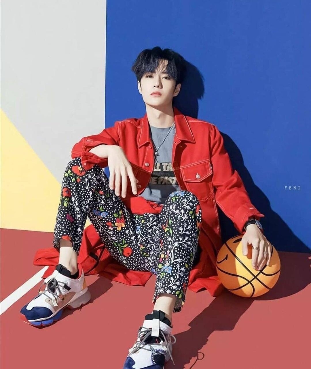 Vương Nhất Bác trở thành “con gà đẻ trứng vàng” , chiếm 80% doanh thu của Yuehua Entertainment - Ảnh 1