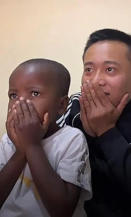 Quang Linh Vlogs tung tuyệt chiêu trị “bệnh ngôi sao” của Lôi con - Ảnh 1