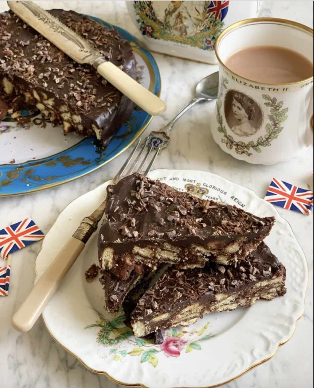 Bật mí món ăn vặt yêu thích nhất của Nữ hoàng Anh Elizabeth II - Ảnh 1