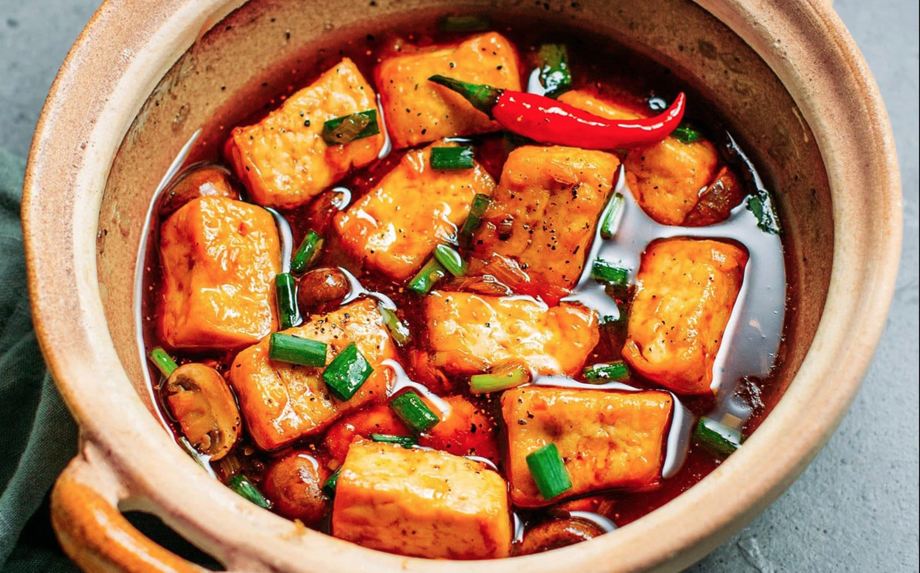 Cách làm đậu phụ rim mặn ngọt, chỉ 15 phút là có ngay món chay bắt cơm trời se lạnh - Ảnh 2