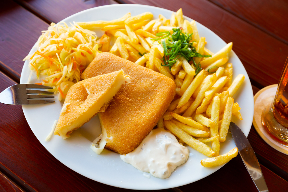 6 món ăn nổi tiếng của Thủ đô Prague, số 5 là món bánh truyền thống có cách chế biến đặc biệt - Ảnh 1