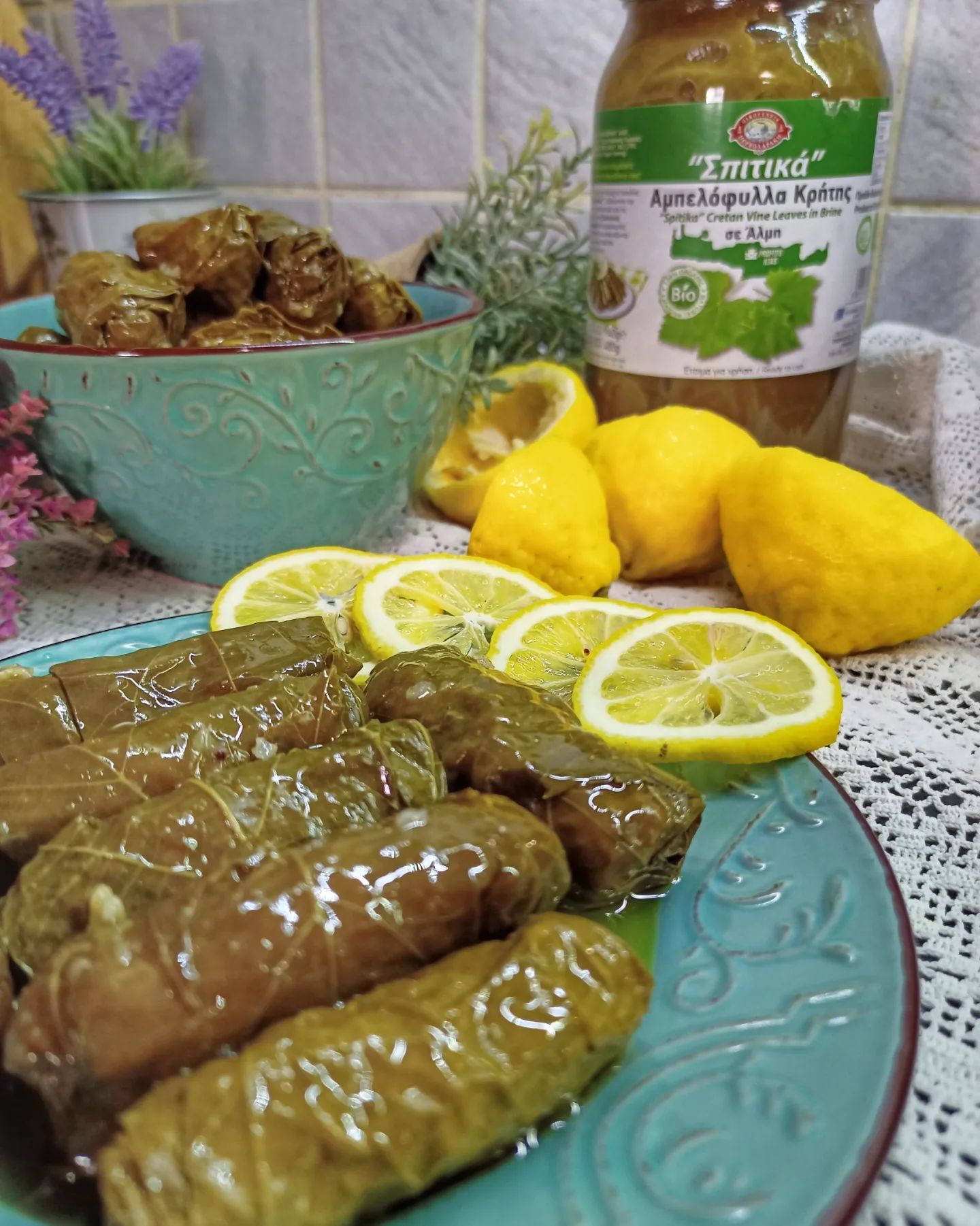 7 món ăn nổi tiếng của ẩm thực Hy Lạp, số 4 là loại bánh “vỏ ngọt nhân mặn” lạ miệng - Ảnh 1