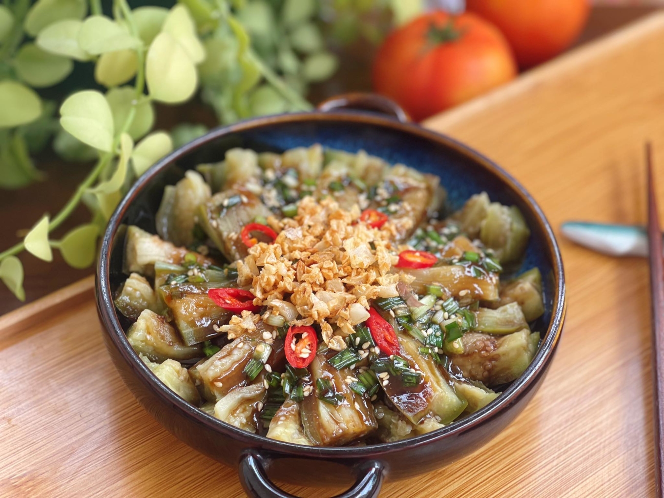 Cách làm cà tím sốt mè thơm ngon, đậm đà, ăn mặn hay ăn chay đều hợp - Ảnh 1