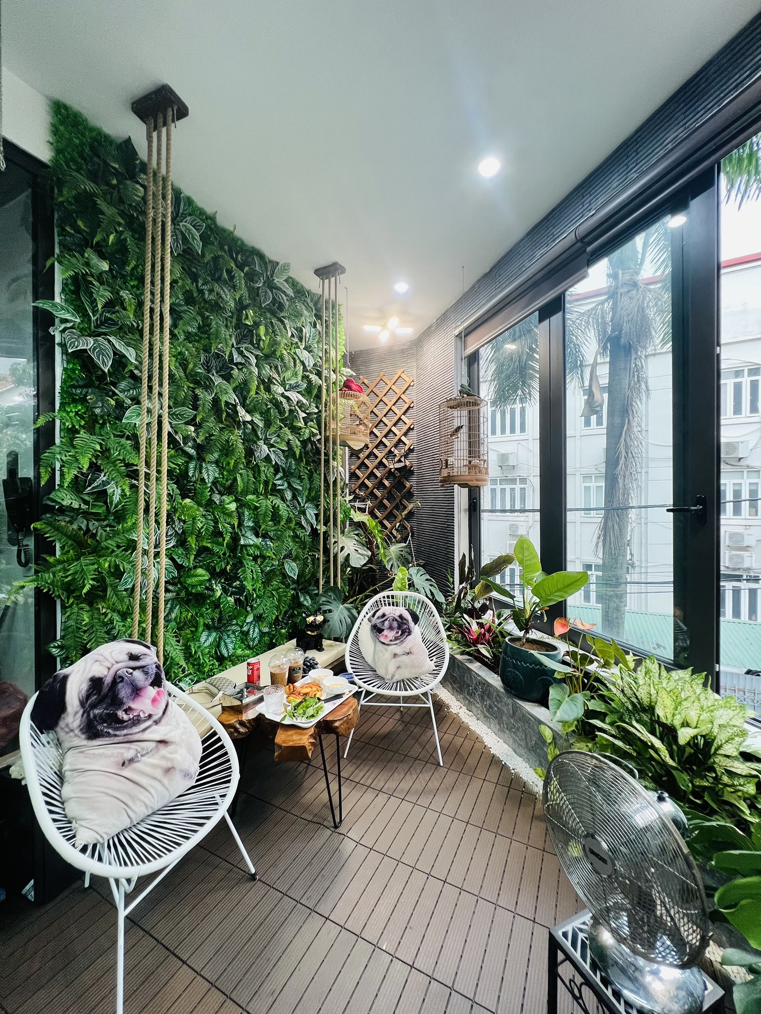 Hồng Đăng khoe ảnh đón thu sang chảnh, tưởng đâu xa hoá ra là ban công tại gia - Ảnh 1