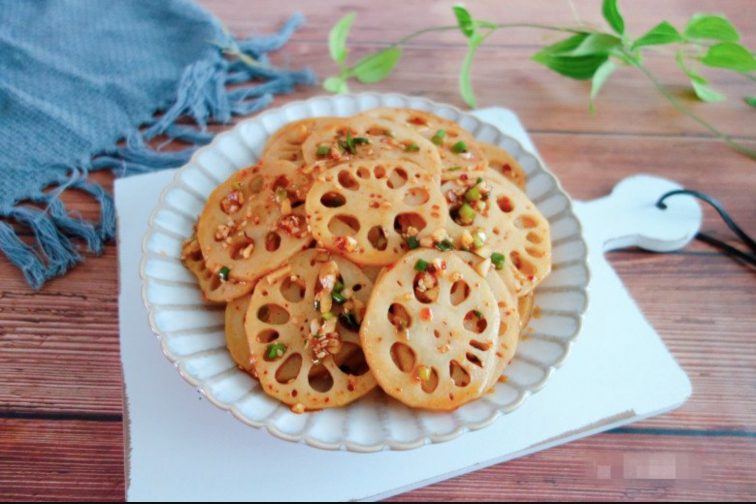 Cách làm củ sen trộn chua ngọt, dễ ăn, đậm đà và tốt cho sức khoẻ trong những ngày bận rộn - Ảnh 3