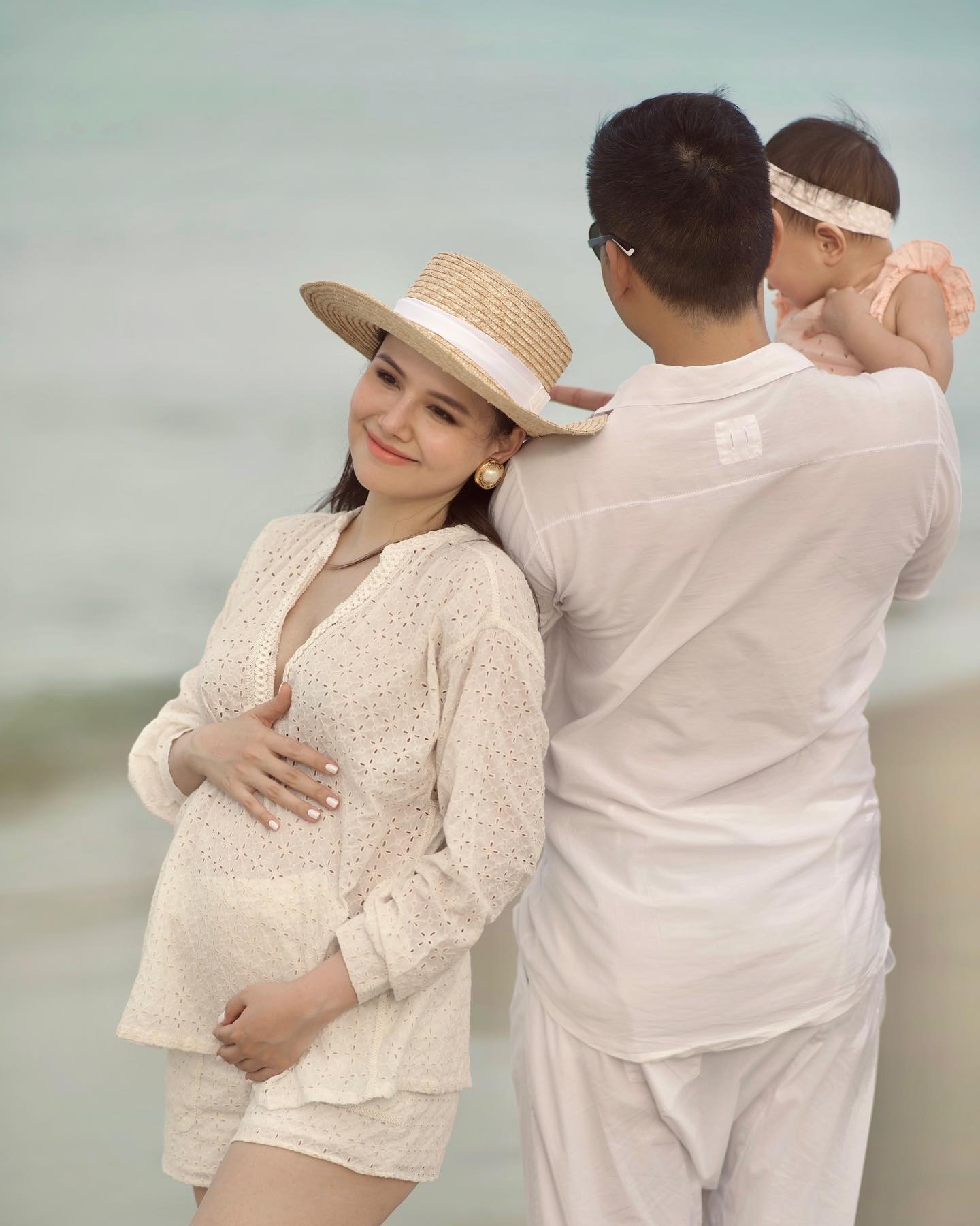 “Dâu hào môn” Phanh Lee gây bất ngờ khi khoe nhan sắc xinh đẹp tháng cuối thai kỳ - Ảnh 1