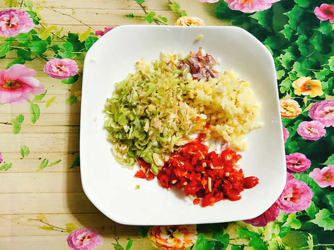 Cách làm thịt ba chỉ chiên mắm đậm đà, ăn cùng cơm nóng thì hợp số 1 - Ảnh 2