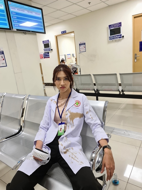 Á hậu 1 Chế Nguyễn Quỳnh Châu là ai? “Chiến binh” dày dặn kinh nghiệm tại các cuộc thi sắc đẹp - Ảnh 12