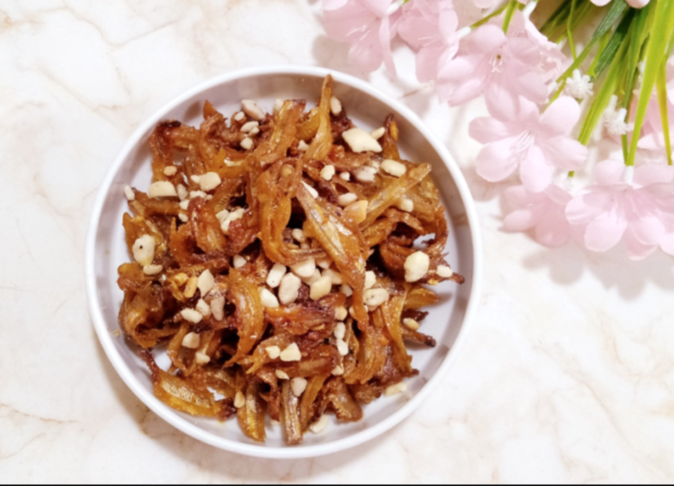 Cách làm cá khô rim bơ tỏi trong 15 phút: Công thức chế biến thành công ngay lần thử đầu tiên