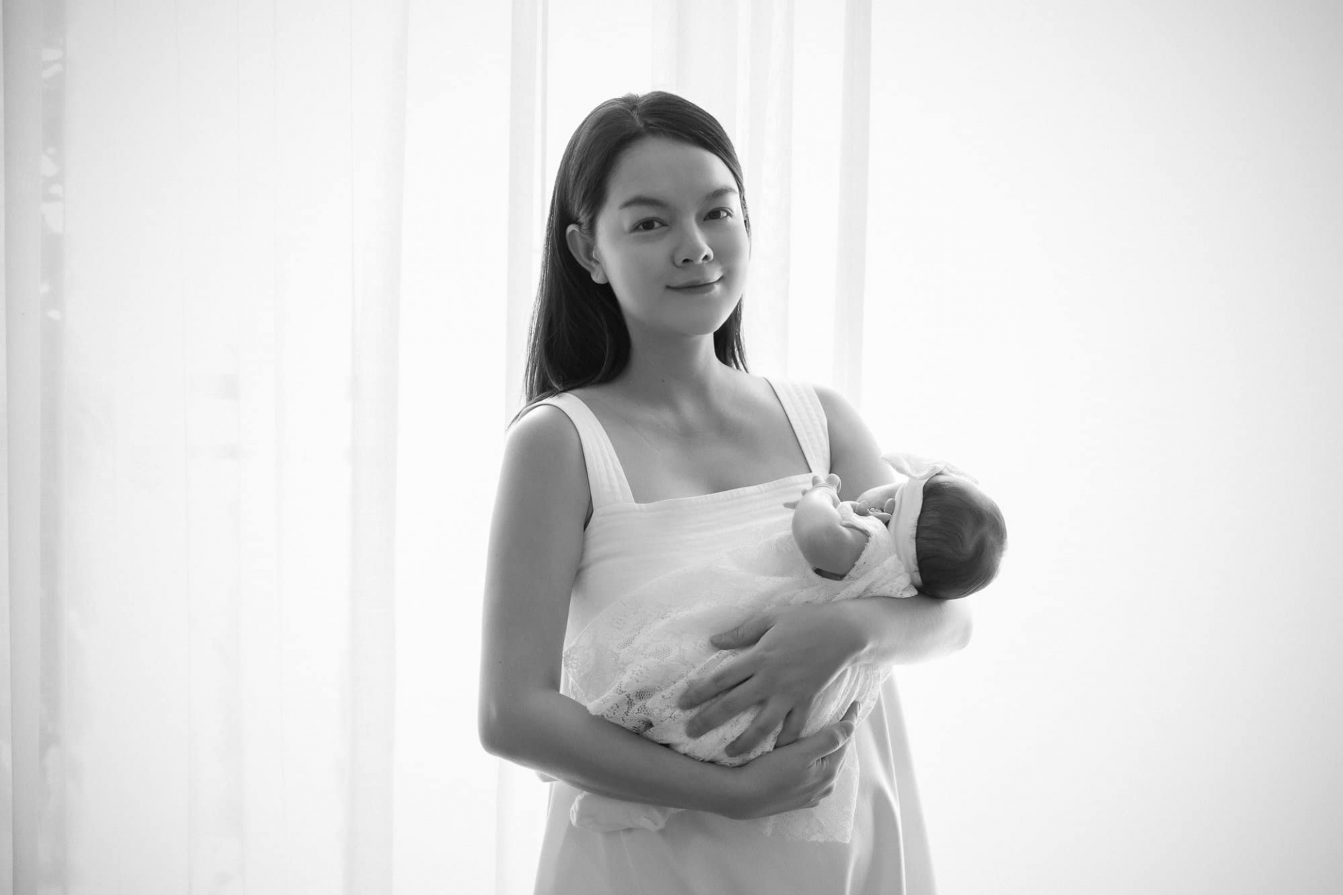 Cô út nhà Phạm Quỳnh Anh trông thế nào mà cư dân mạng kháo nhau “giống mẹ như đúc” - Ảnh 2