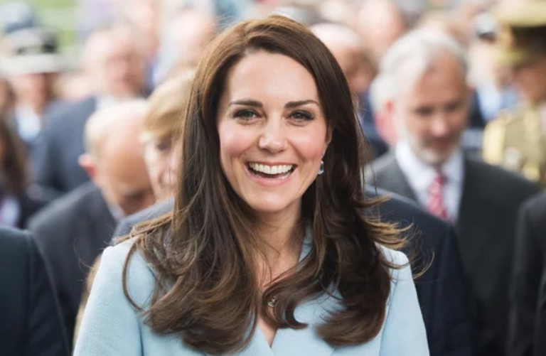 Tuyệt chiêu chăm sóc tóc của Công nương Kate được chuyên gia tạo kiểu tóc của Hoàng gia Anh tiết lộ