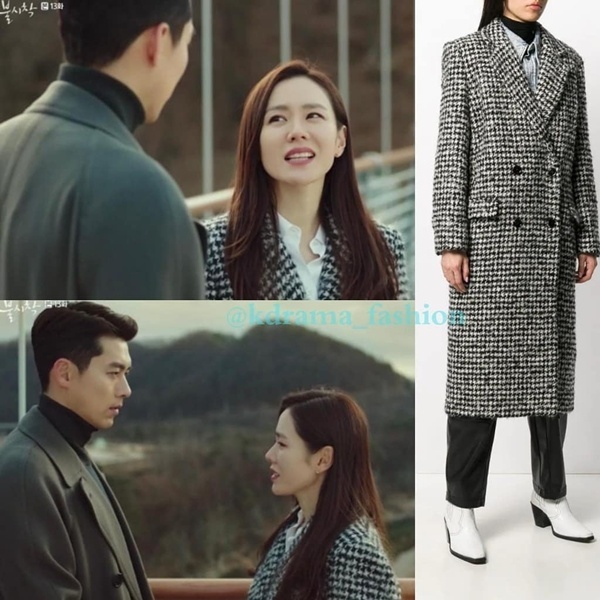 Họa tiết răng sói cũng xuất hiện trên trang phục áo khoác của nữ chính Son Ye Jin trong bộ phim đình đám 'Hạ cánh nơi anh'. Nữ diễn viên mix cùng sơ mi trắng chỉn chu thanh lịch.