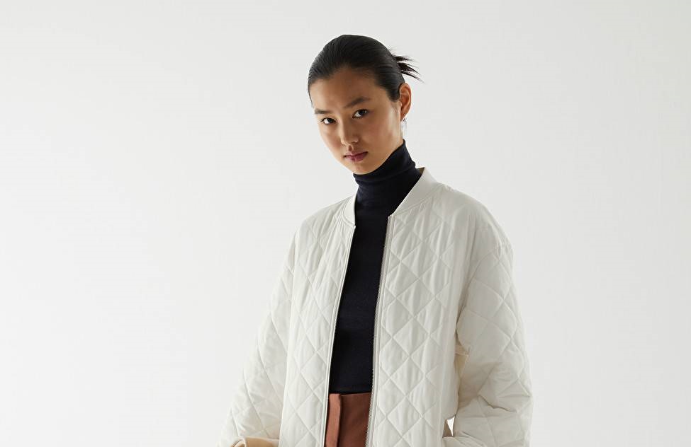 Những mẫu áo khoác chần bông đẹp nhất Thu Đông năm 2020