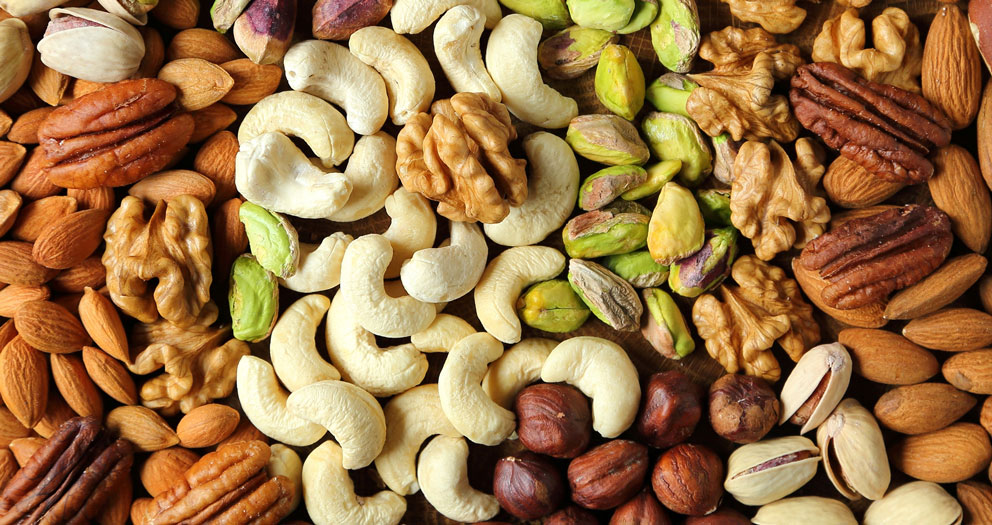 Các loại hạt chứa nhiều vitamin E cần thiết cho cơ thể.