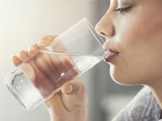 Giảm cân bằng nước lọc hiệu quả khi uống 6-8 ly mỗi ngày.