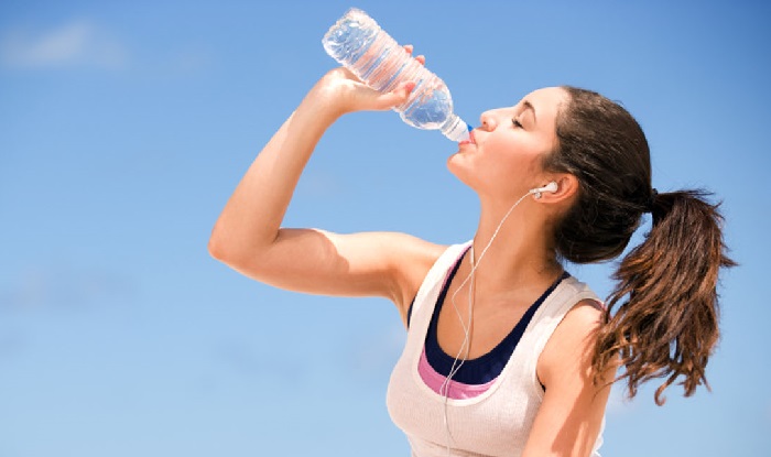 Nước lọc giúp thải độc trong cơ thể.