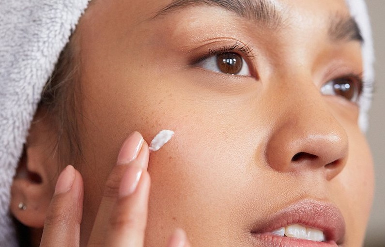 3 việc cần làm để chăm sóc da nhờn và lỗ chân lông to hiệu quả