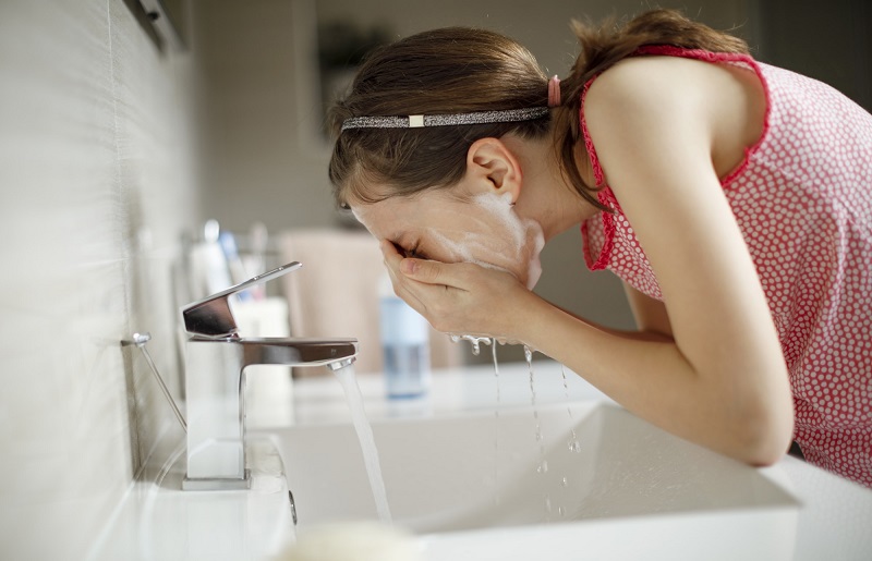 Cách trị mụn dậy thì hiệu quả từ chuyên gia
