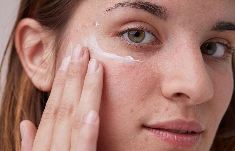 Những cách trị mụn mới mọc hay bạn có thể áp dụng